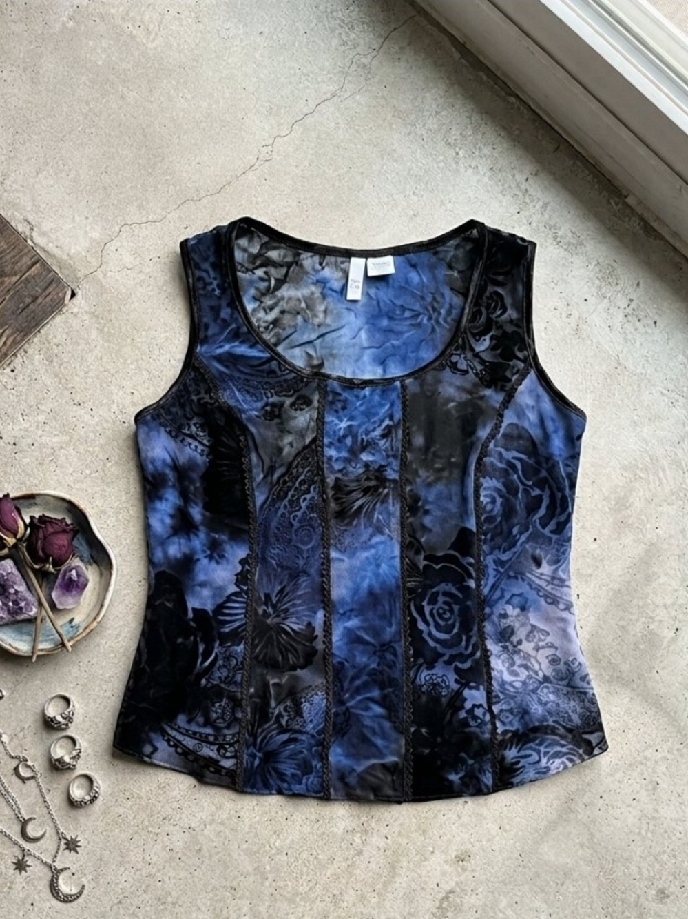 Sami & Jo Vintage Y2K velvet burnout panel tank top. Large